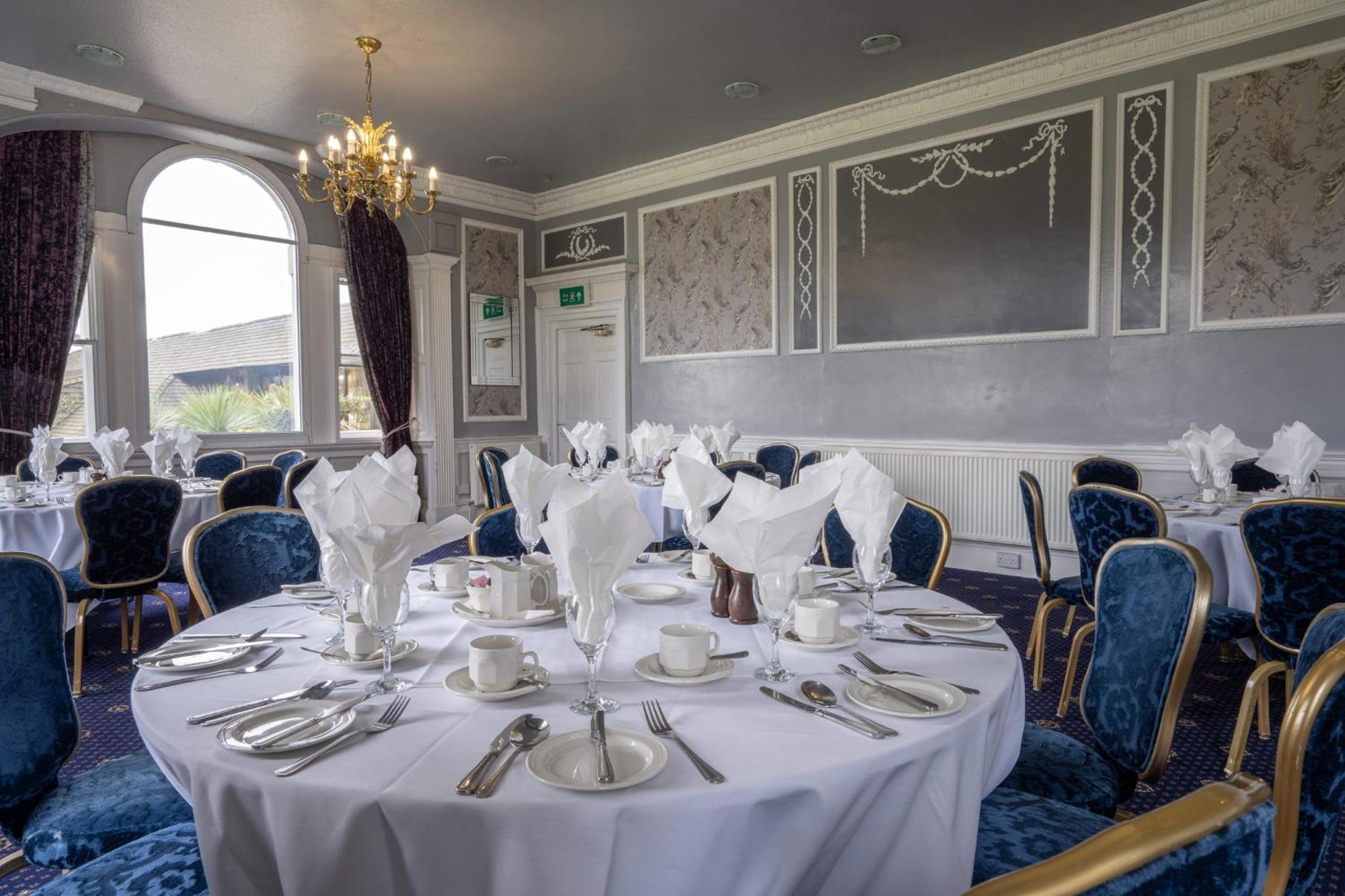 Waterton Park Hotel Wakefield Exterior foto