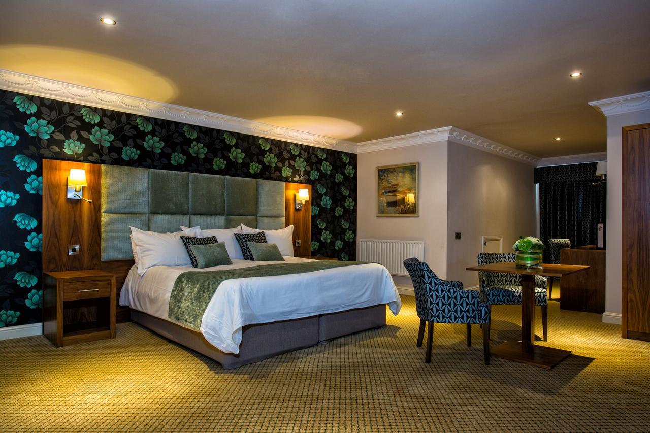 Waterton Park Hotel Wakefield Exterior foto